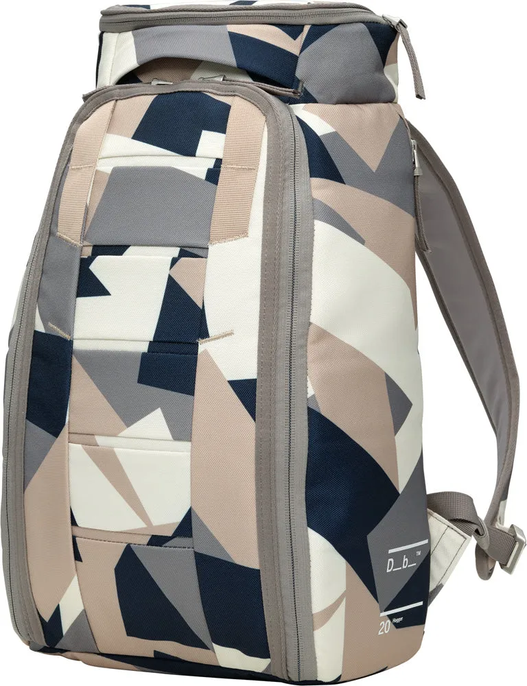 D_b_ Hugger Backpack 20L