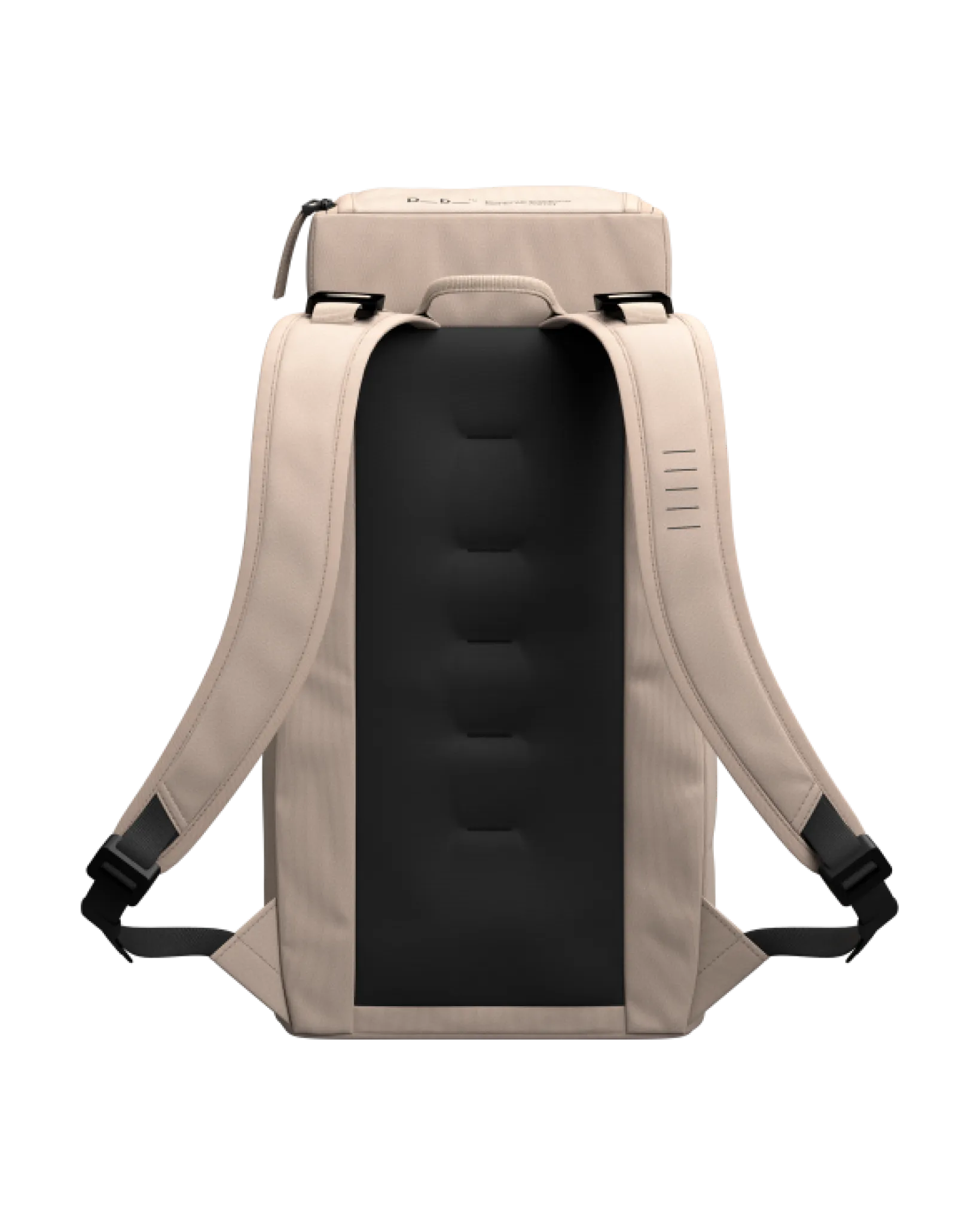 D_b_ Hugger Backpack 20L