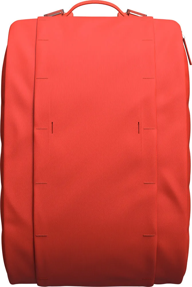 D_b_ Hugger Base Backpack, 15L
