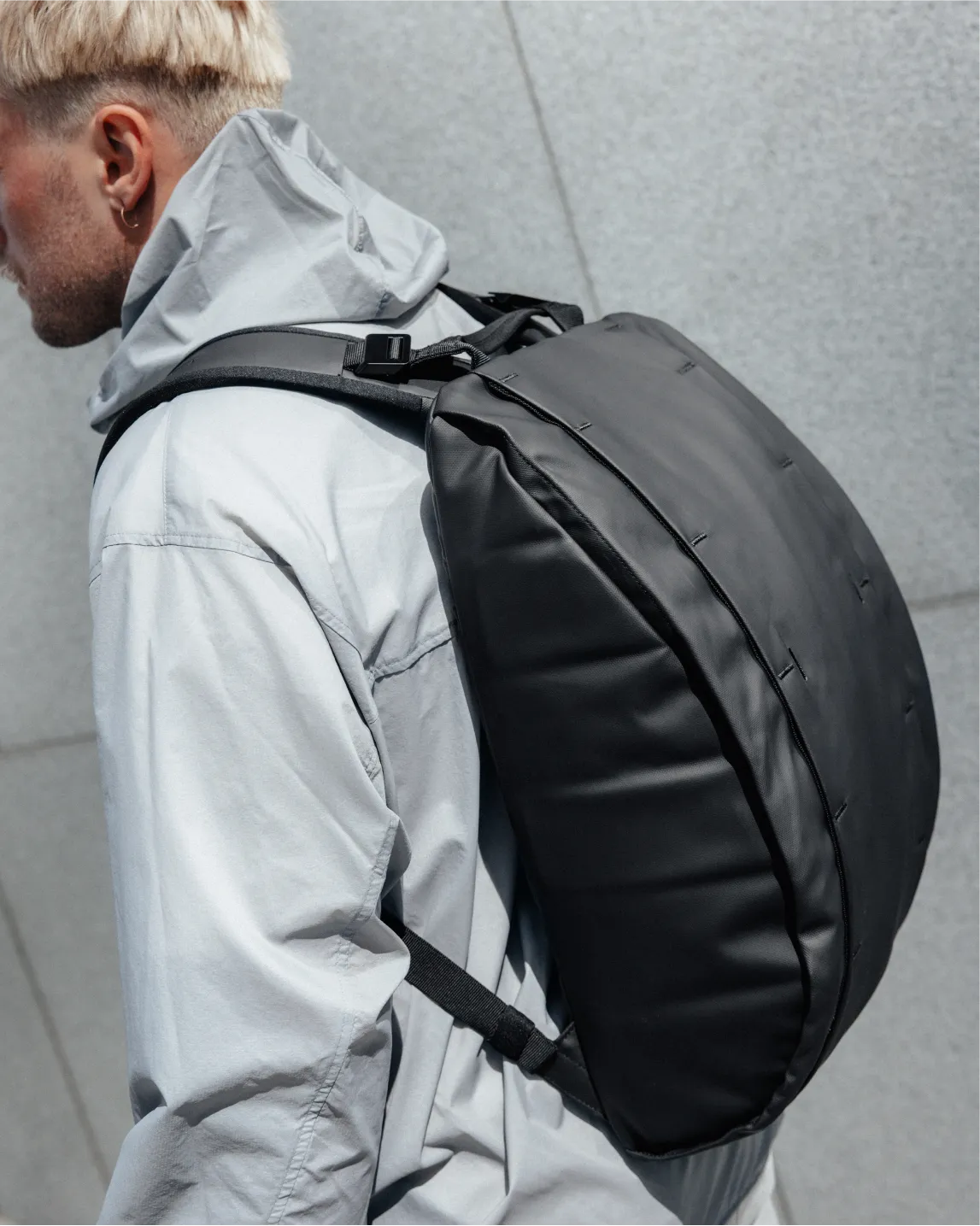 D_b_ Hugger Base Backpack, 15L