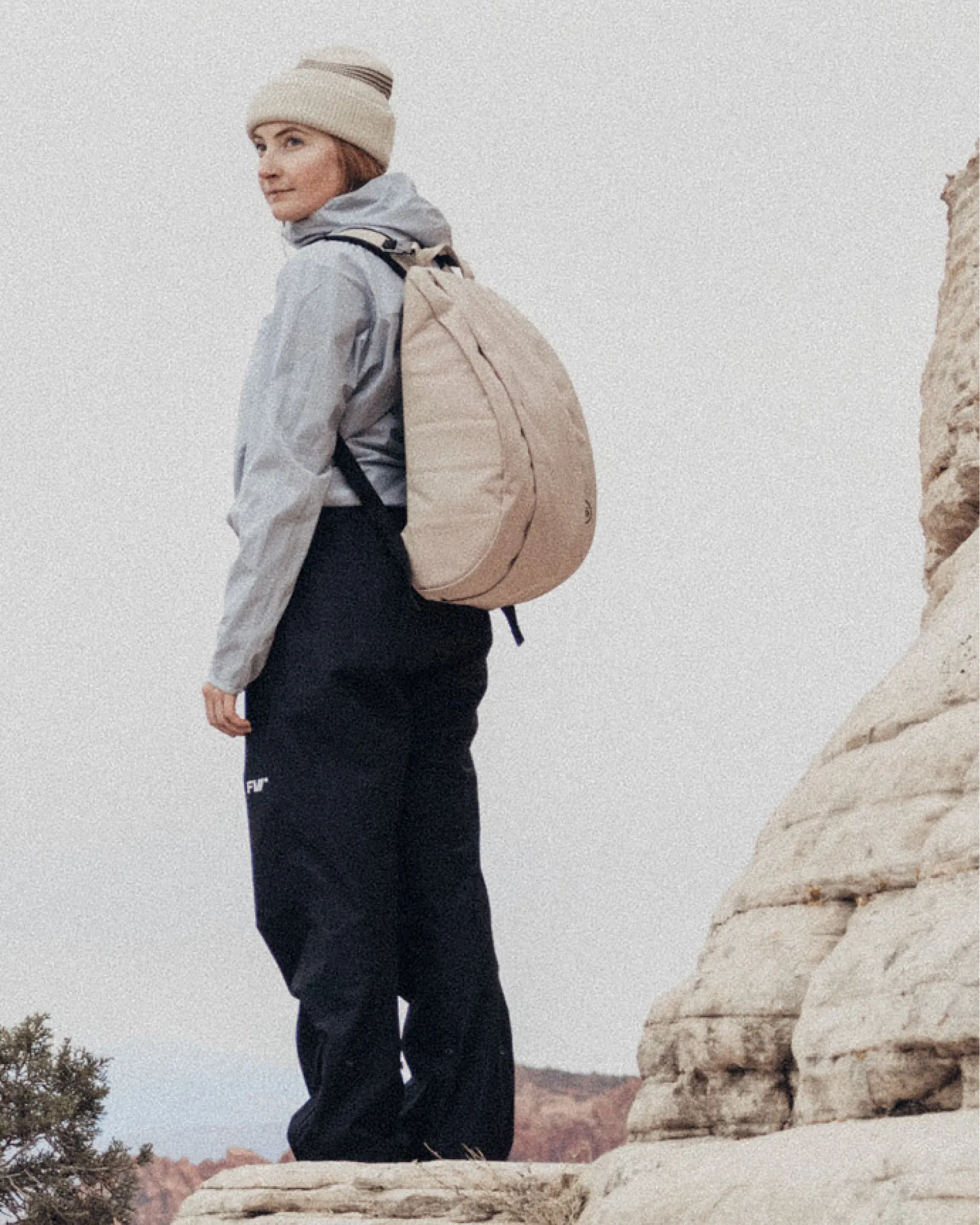 D_b_ Hugger Base Backpack, 15L