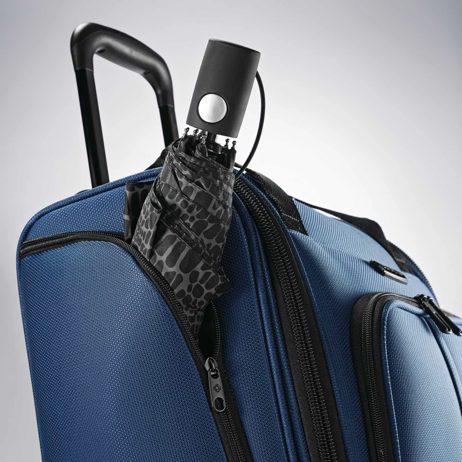 Samsonite Leverage LTE  2 Piece Set (20"/25") 4-Wheel Luggage Sets