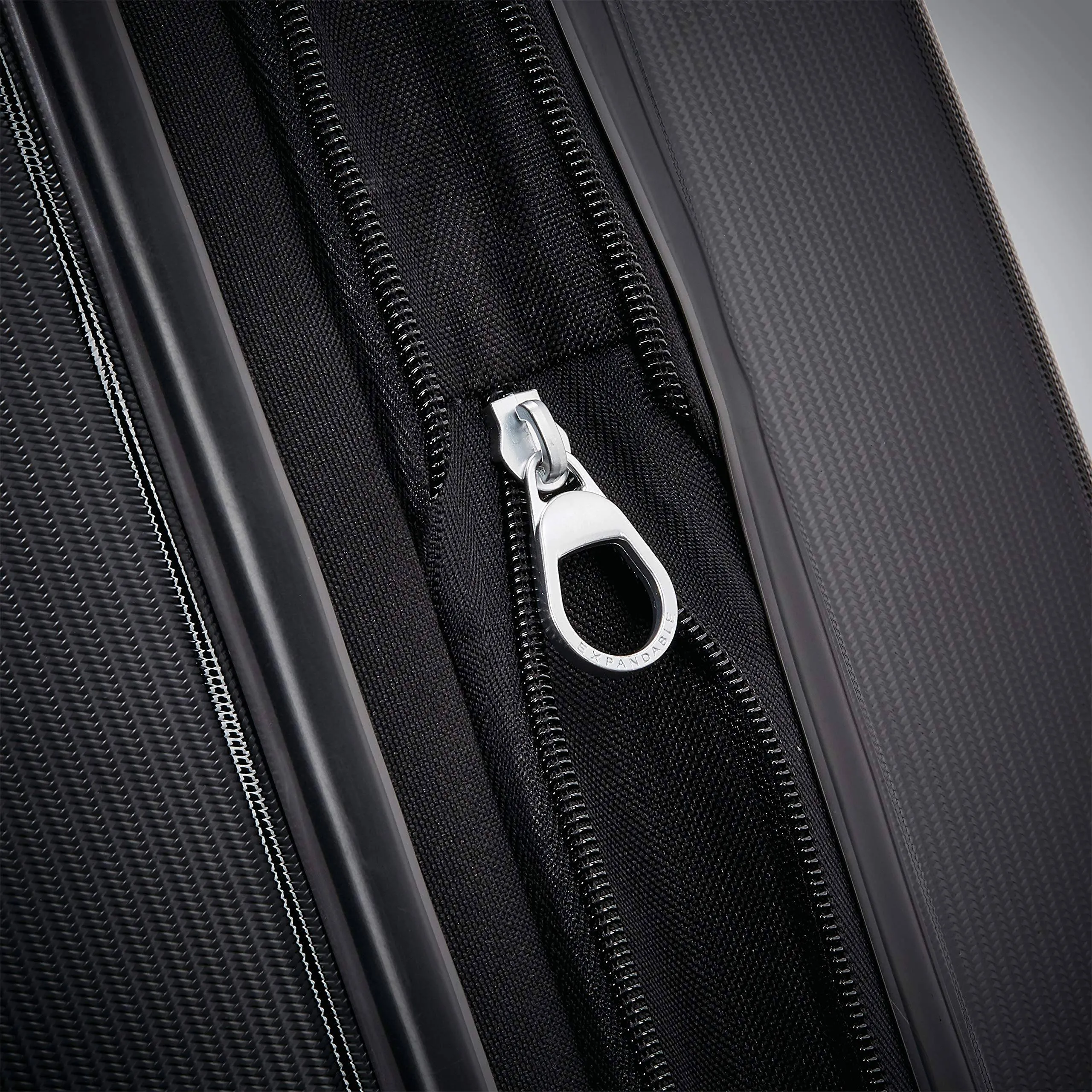 Samsonite Winfield 3 DLX 3 Piece Set (20"/24"/28") 4-Wheel Luggage Set