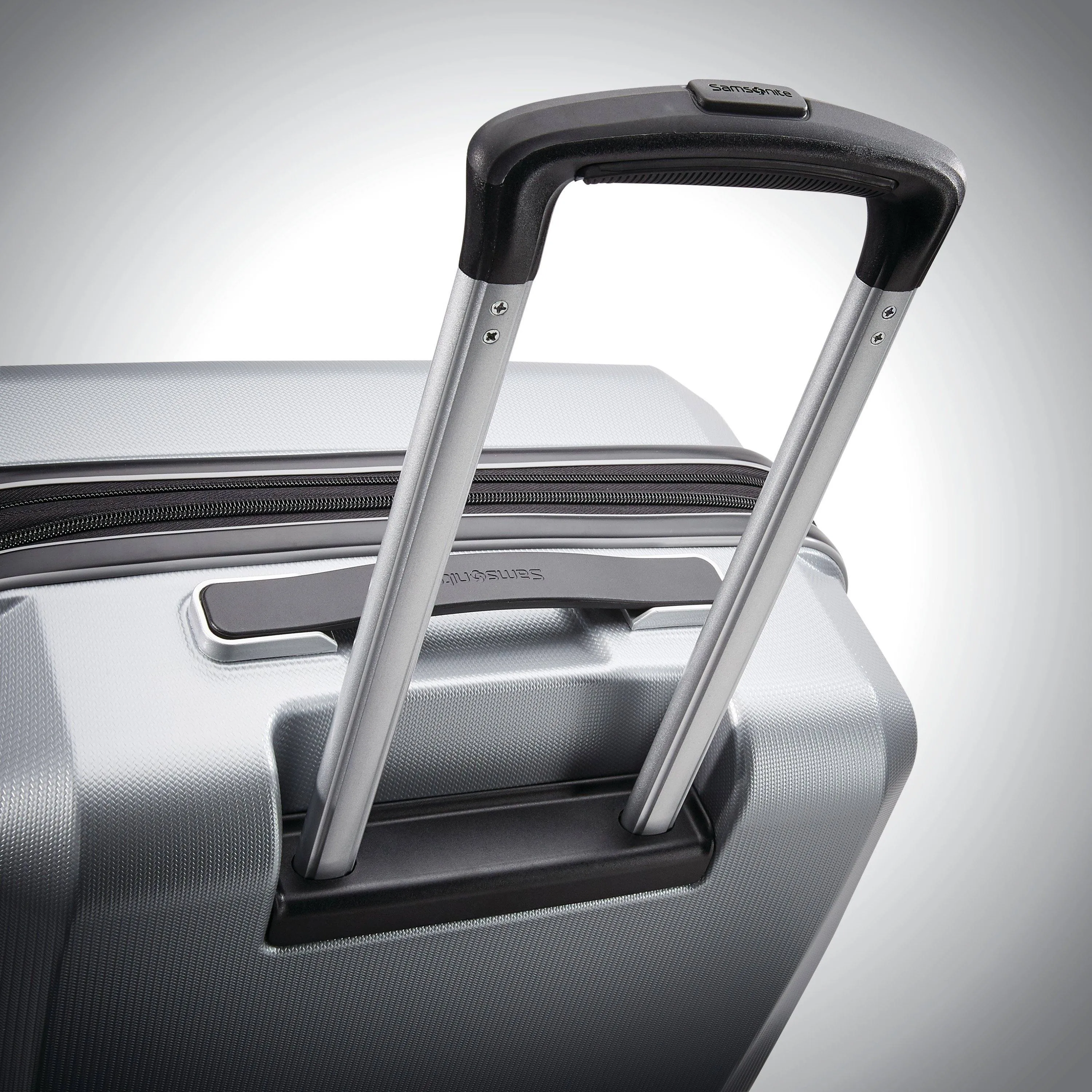 Samsonite Winfield 3 DLX 3 Piece Set (20"/24"/28") 4-Wheel Luggage Set