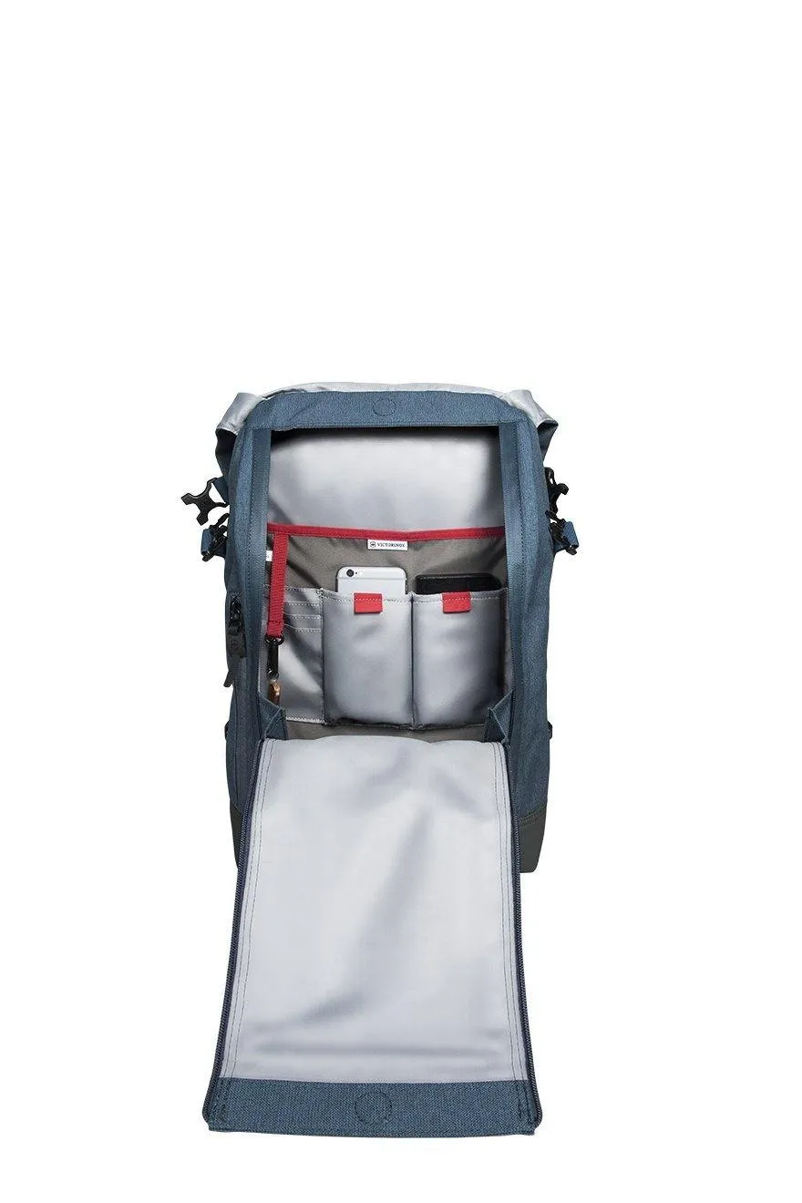 Victorinox Altmont Classic Deluxe Flapover Laptop Backpack